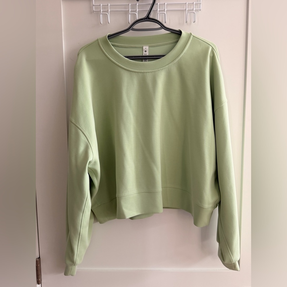 lululemon athletica Pistachio Green Crew Sweatshirt